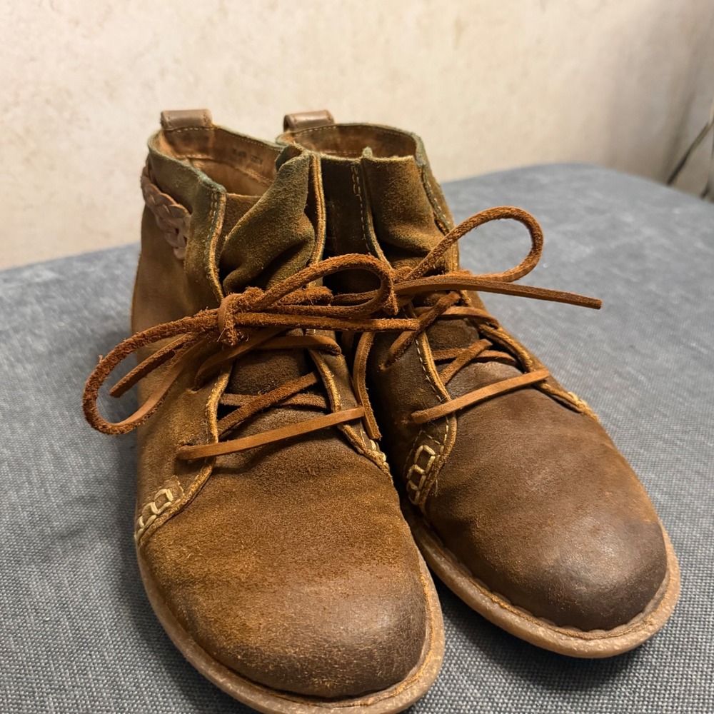 Born Brown Suede Lace Up Ankle Boots Braided Trim F32538 Mens 8W Womens 10